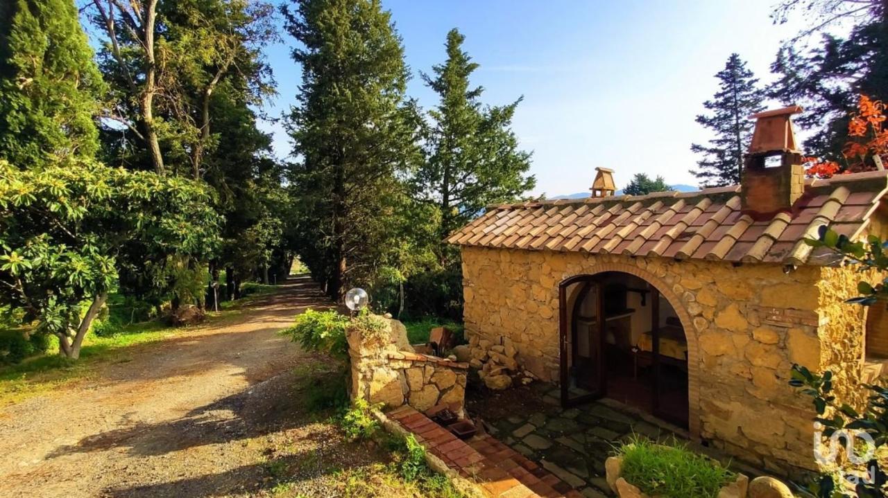 Podere Mona Apartamento Pomarance